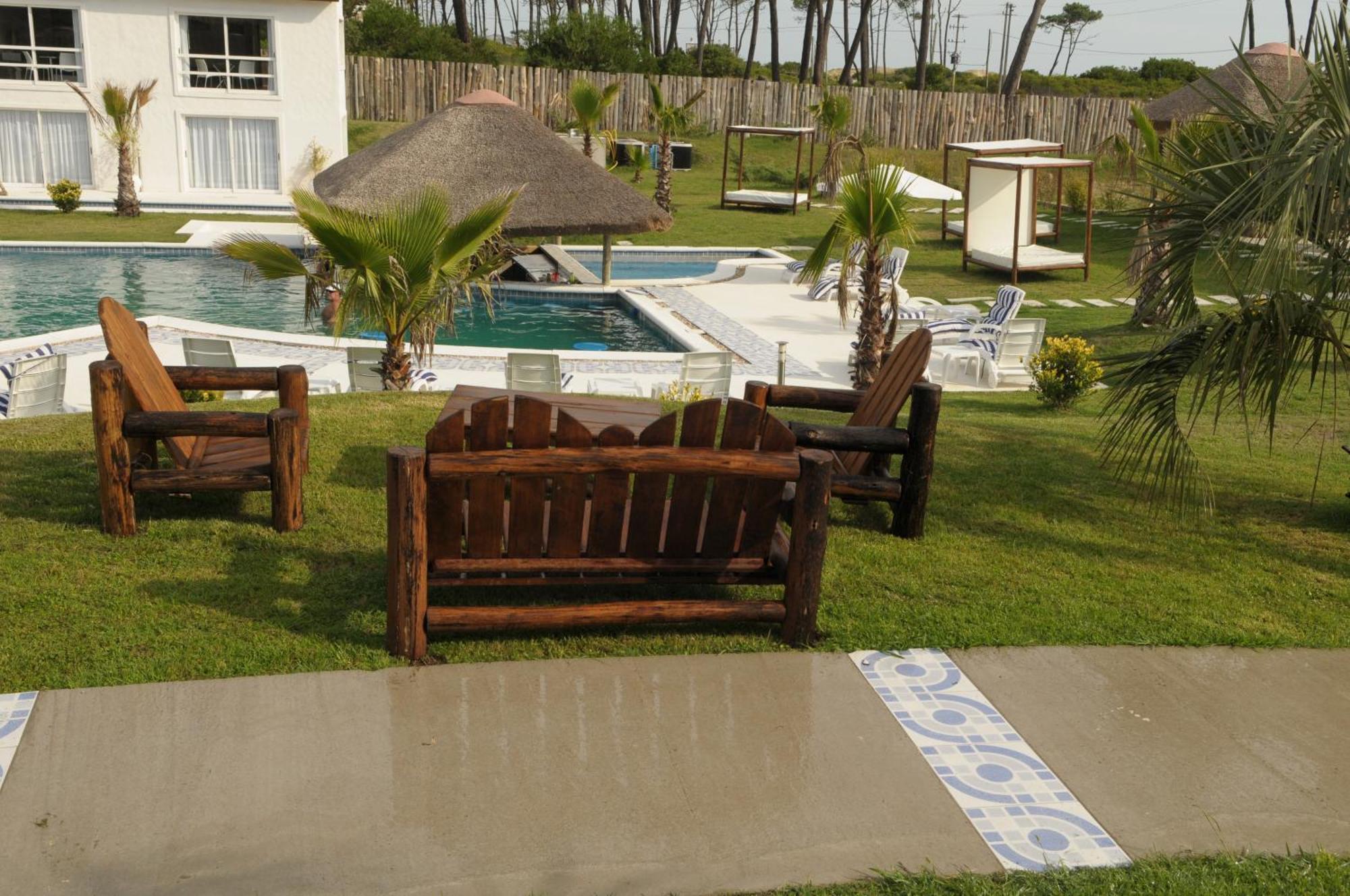 Palmeras Beach Hotel Chihuahua Extérieur photo